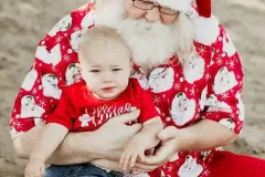 SPJ-Image-Home-beach-1-child